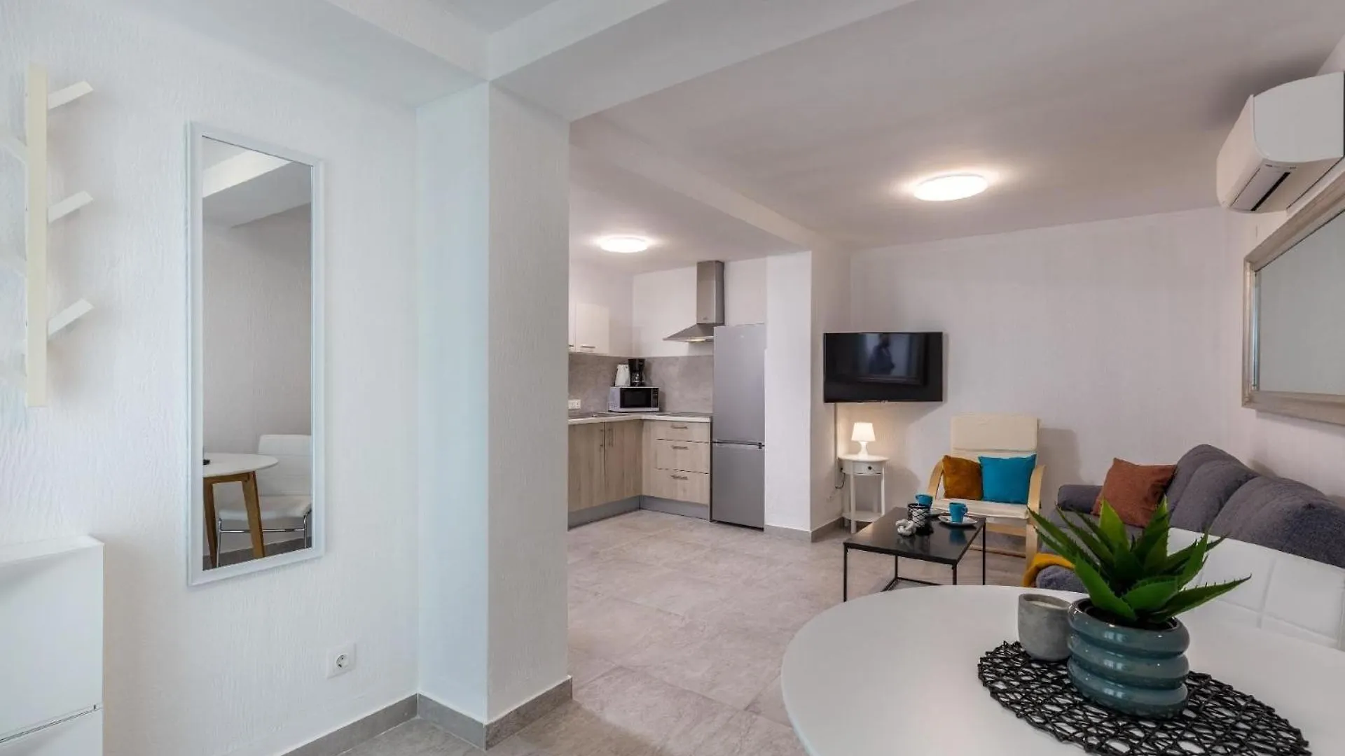 Wohnung In Crikvenica Mit Schoener Terrasse 0*,  Croatia